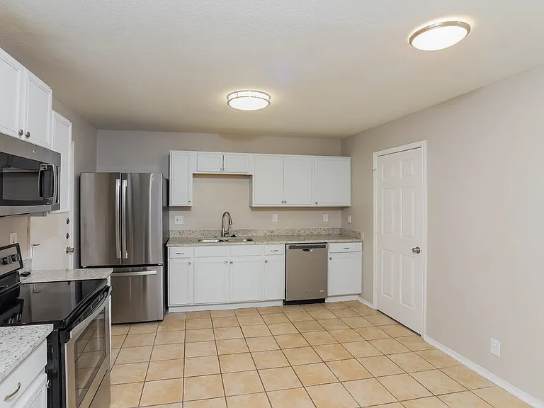 9963 Sunview Pass — Photo 7
