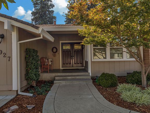 2nd image of 6927 Los Olivos Way