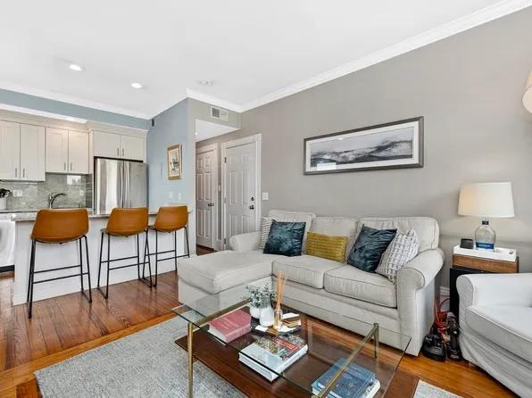 58 Winthrop St #3, Charlestown, MA 02129