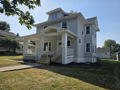 305 Broad St, Reinbeck, IA, 50669