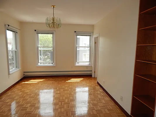 Rented by Capri Jet Realty Corp | media 8