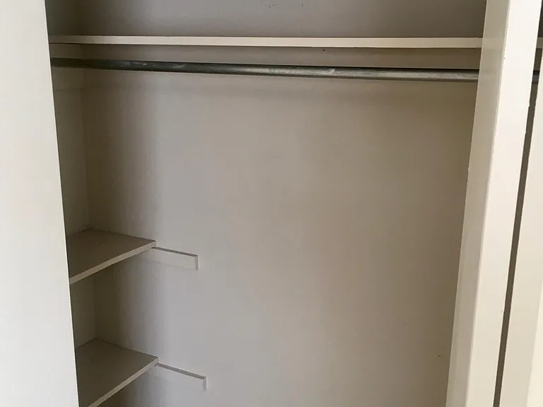 712 Goodman St — Photo 15