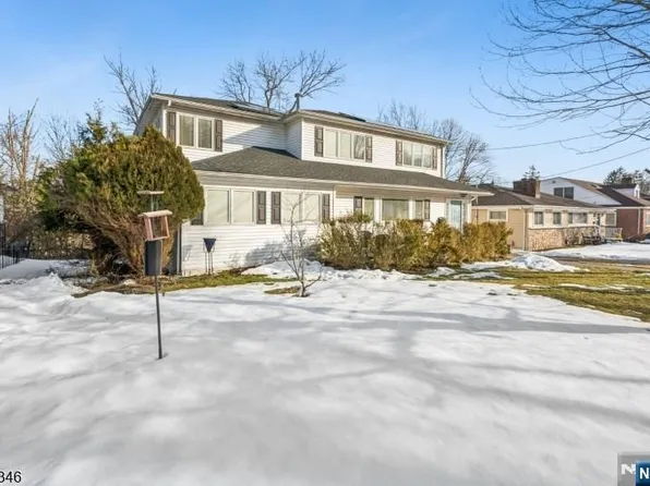 12 Dale Dr, West Orange, NJ 07052