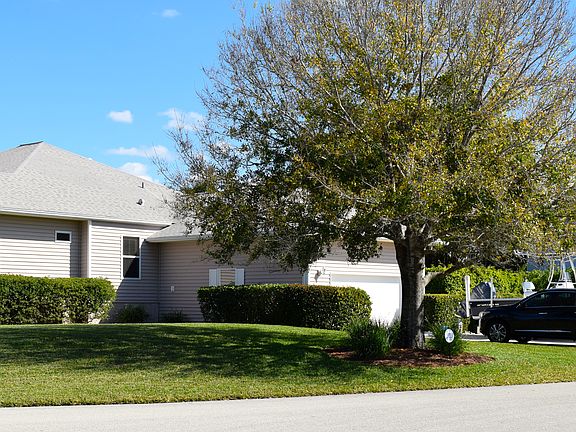 4th image of 6021 Lake Grasmere Way