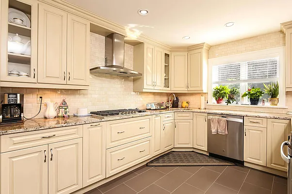 Sold by Fillmore | media 5