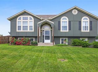 1204 Birch Dr, Greenwood, MO 64034