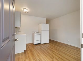 7622 Greenwood Ave N, Seattle, WA 98103