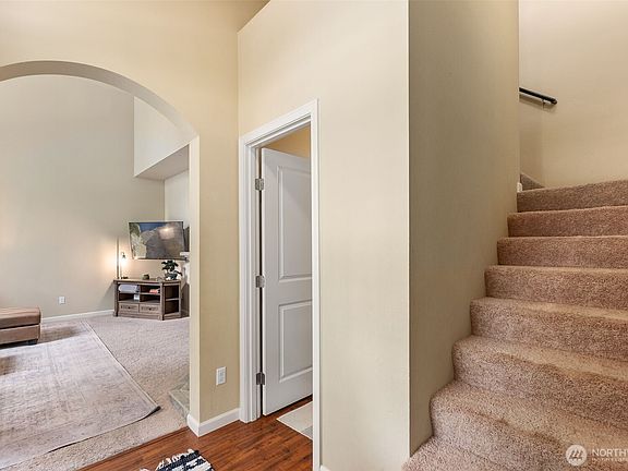 3rd image of 1523 Harvest Avenue SE