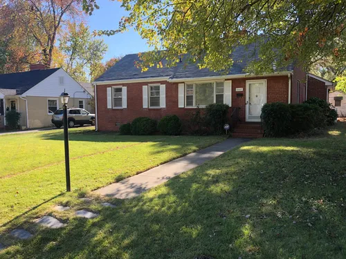 6607 Rolling Rd Photo 1