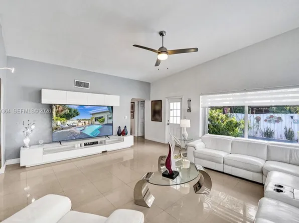 1750 71st St, Miami Beach, FL 33141