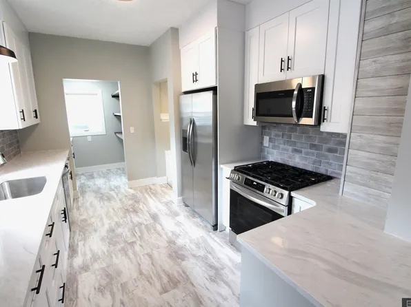 1726 S 23rd St, Lincoln, NE 68502