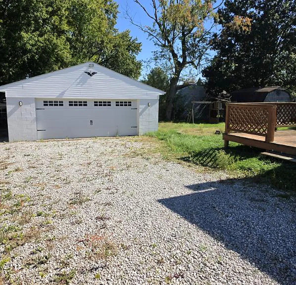 3 bed, 864 sqft, $950 — Photo 3