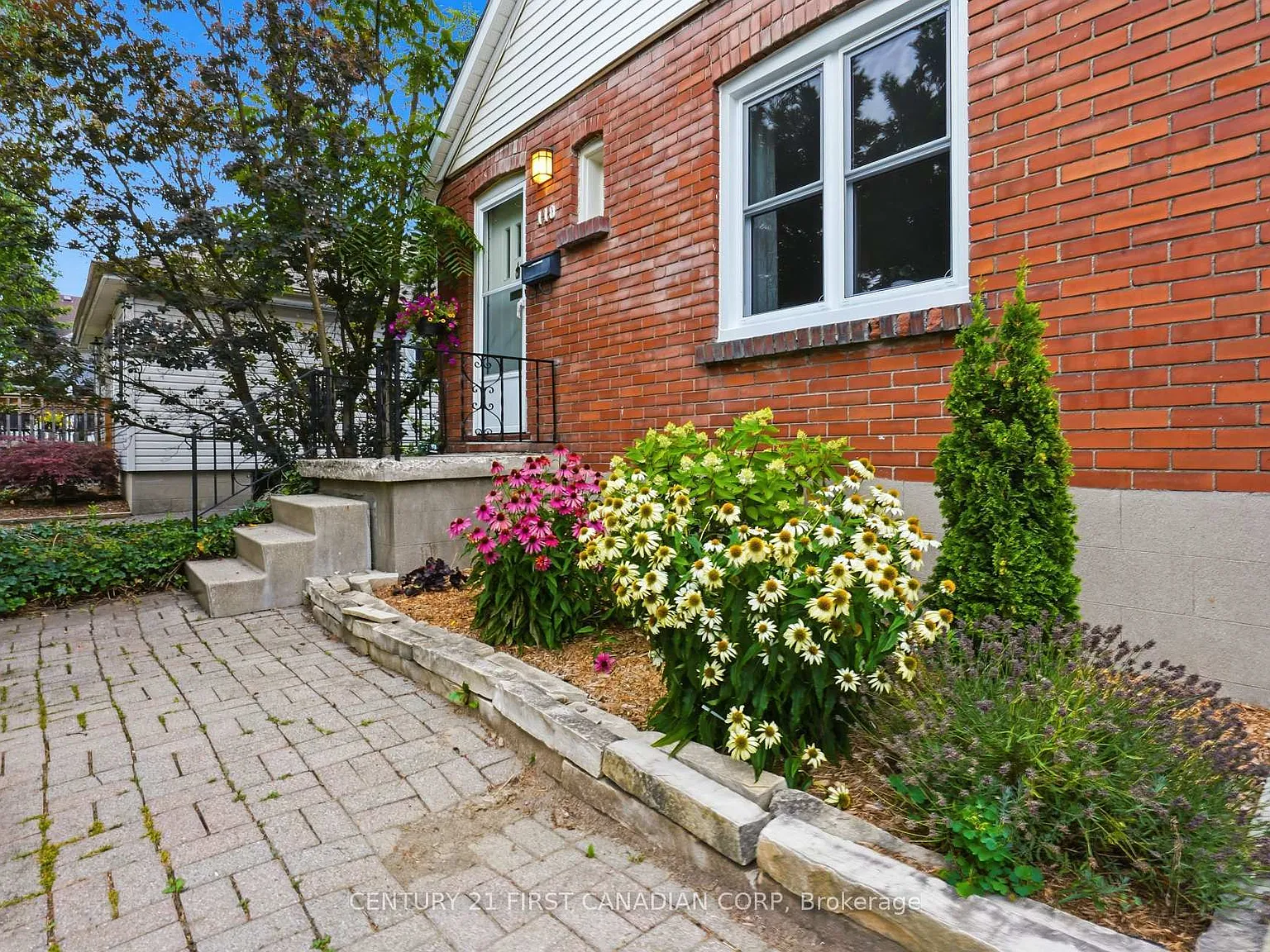 2 bed, $2,600 — Photo 4