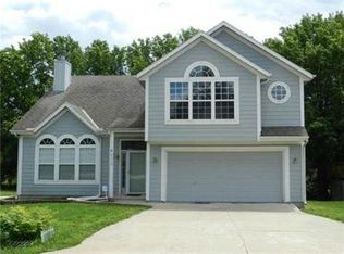 14512 Wilshire Cir, Grandview, MO 64030