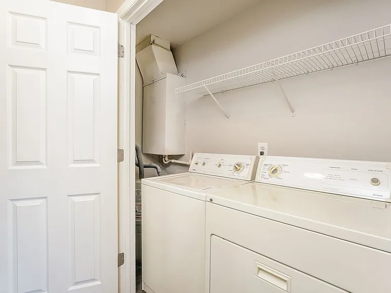 Wendover Ridge Apartments — Photo 49