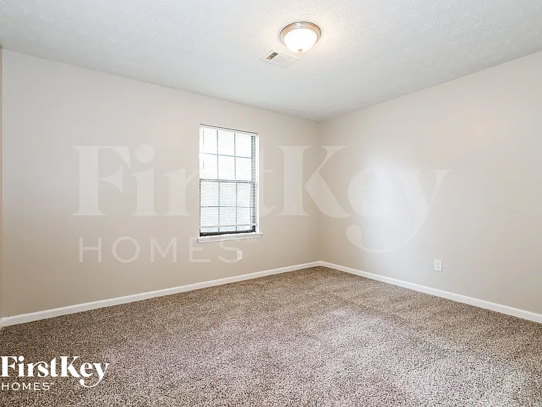 8531 Kendrick Rd — Photo 10