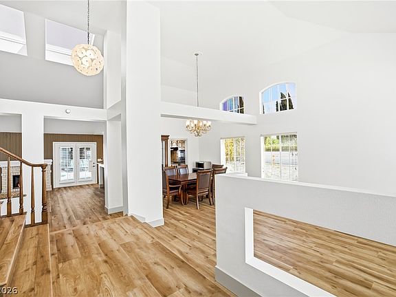 4th image of 9728 Stellar View Ave