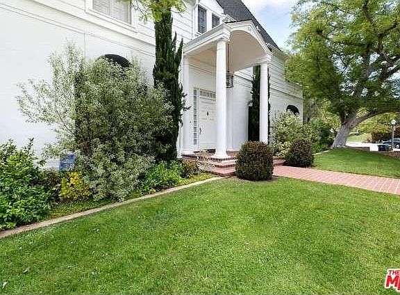 2nd image of 219 Tilden Ave