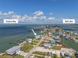 740 N Copano Cove Rd, Rockport, TX 78382