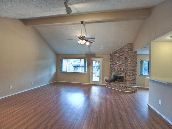 4th image of 13319 Birdcall Ln