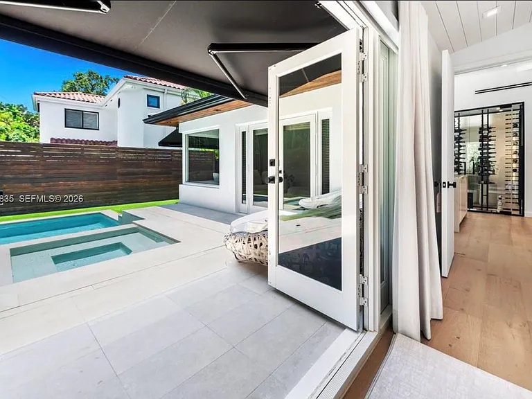 5711 Michelangelo St — Photo 26