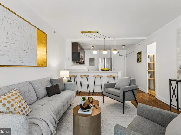 1101 3rd St SW APT 310, Washington, DC 20024