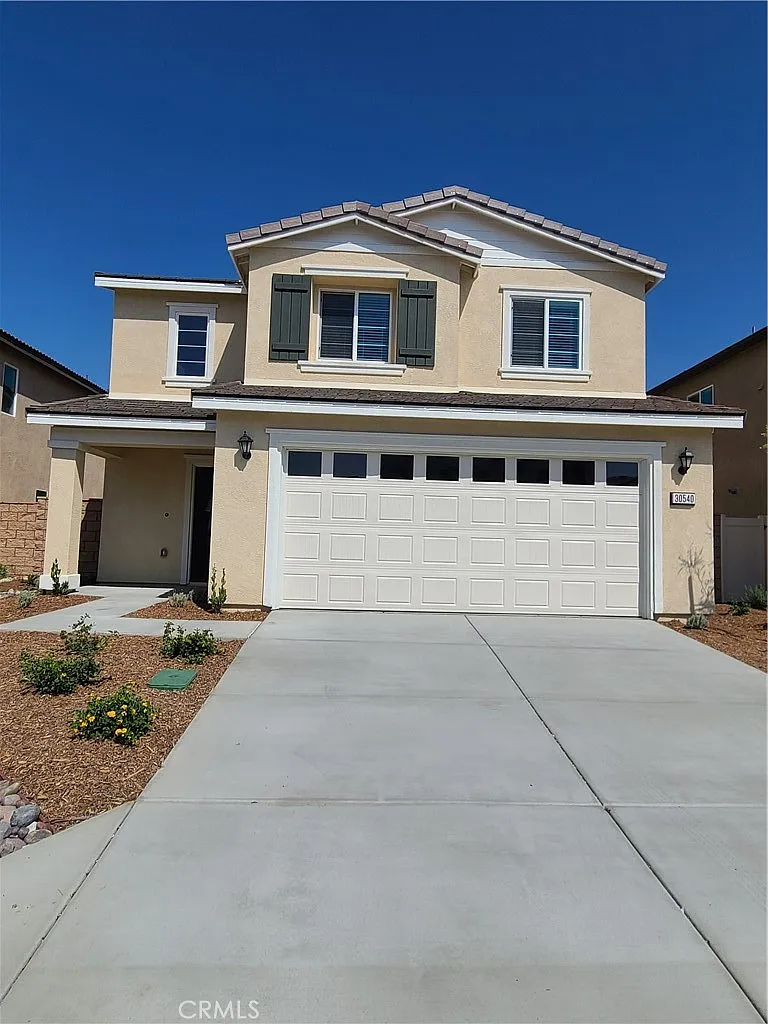 5 bed, 1873 sqft, $3,300 — Photo 1