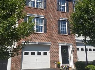 33 Abbeywood Ln, Canonsburg, PA 15317