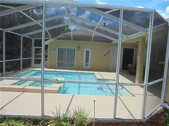 3rd image of 4406 Winding River Dr