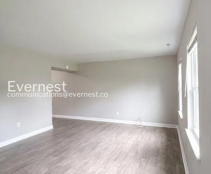 3355 Dill Ave — Photo 2