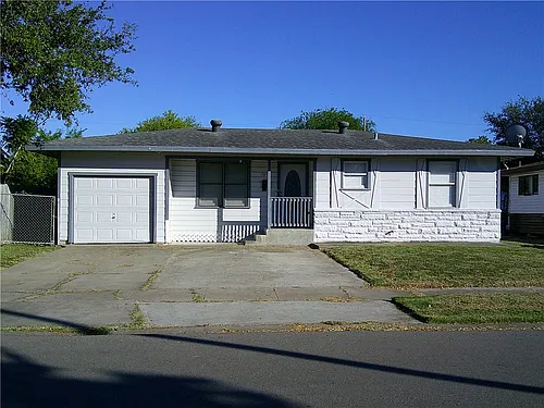749 Ashland Dr Photo 1