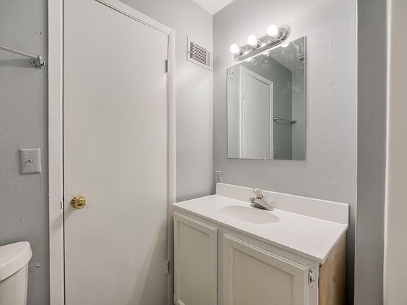 5th image of 1247 Pinedale Cir NW