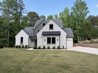 79 Hunters Way, Hoschton, GA 30548