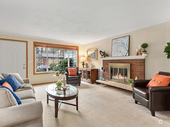 2nd image of 16528 NE 27th Street