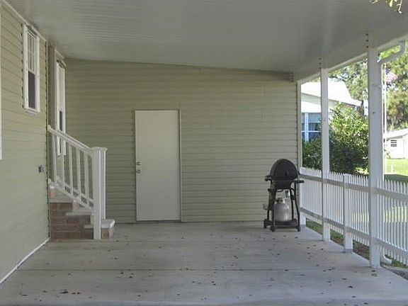 3rd image of 9186 Pinehaven Way