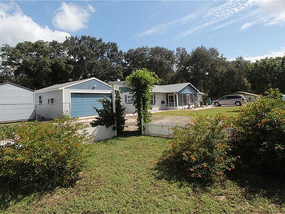 3rd image of 105 Mandarin Ln
