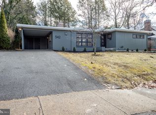 542 Hillcrest Ave, State College, PA