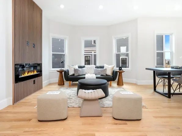 56 Putnam St #1, Somerville, MA 02143