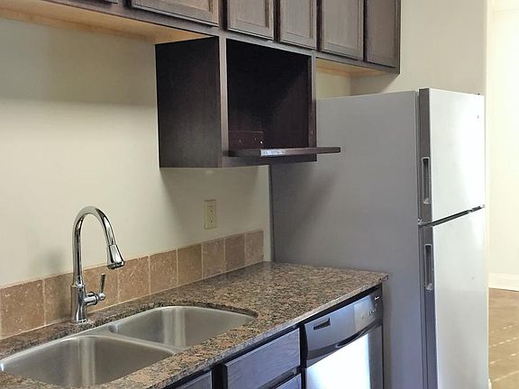 Kitchen Left