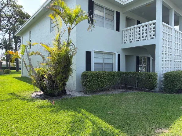 1030 Silk Oak Ter APT 101, Delray Beach, FL 33445