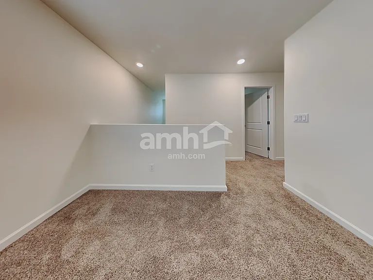 1306 W 16th Ave — Photo 6
