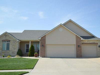 2226 Sunset Ridge Dr, Salina, KS, 67401