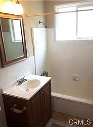 3rd image of 216 E Olive St