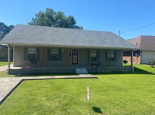 1115 Lee Charles St, Franklin, LA 70538