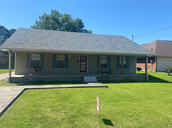 1115 Lee Charles St