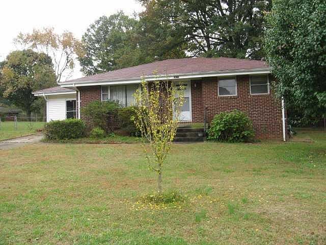 1st image of 3677 Wisteria Dr