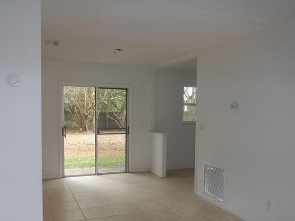 5th image of 1118 SE Proctor Lane