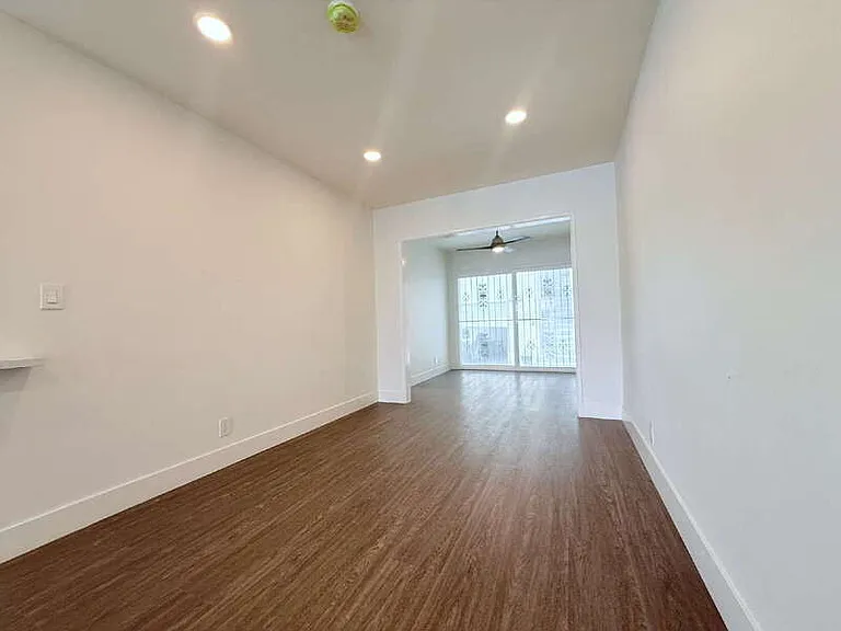 6509 State St — Photo 21