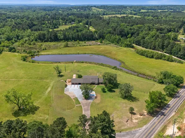 126 County Road 4212, Jacksonville, TX 75766