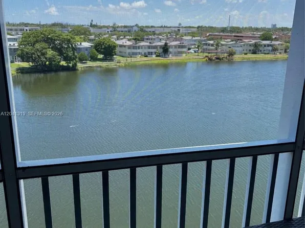 1750 NE 191st St APT 627-4, Miami, FL 33179